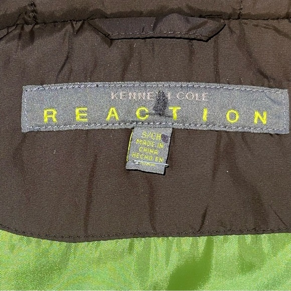 Kenneth Cole Reaction Down Vest - Picture 5 of 9